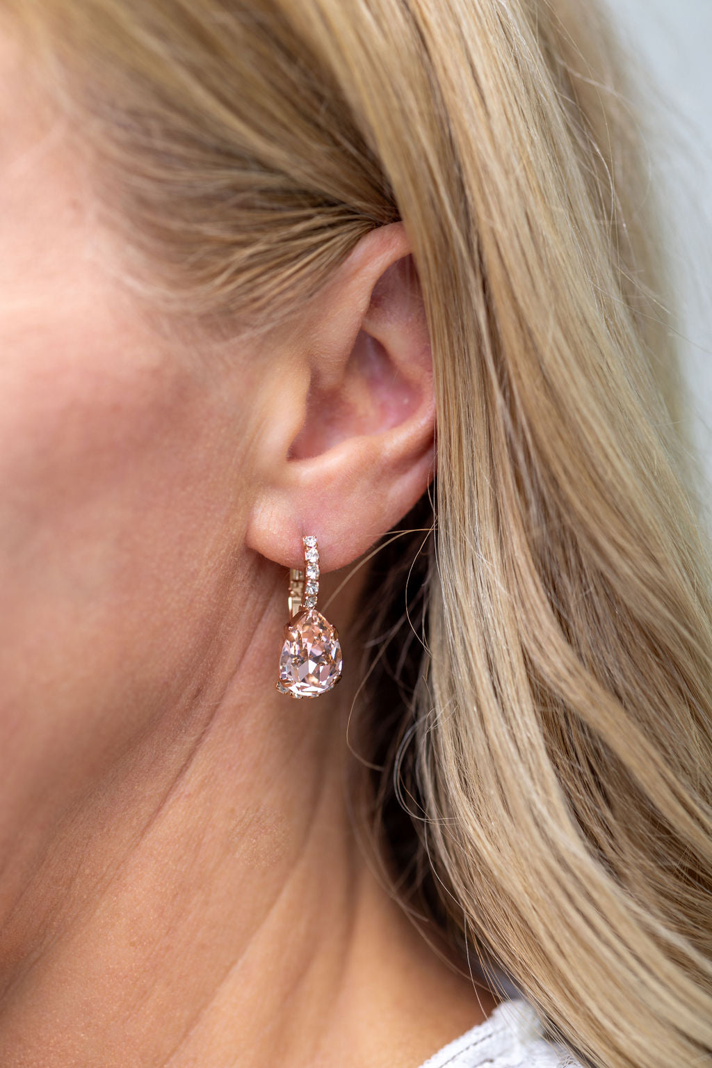 Vivienne Earrings Vintage Rose